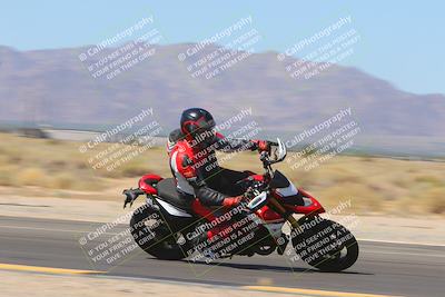media/Sep-25-2023-Moto Forza (Mon) [[81ffa65e0a]]/B-C Group/Session 3 (Turn 16 Inside)/